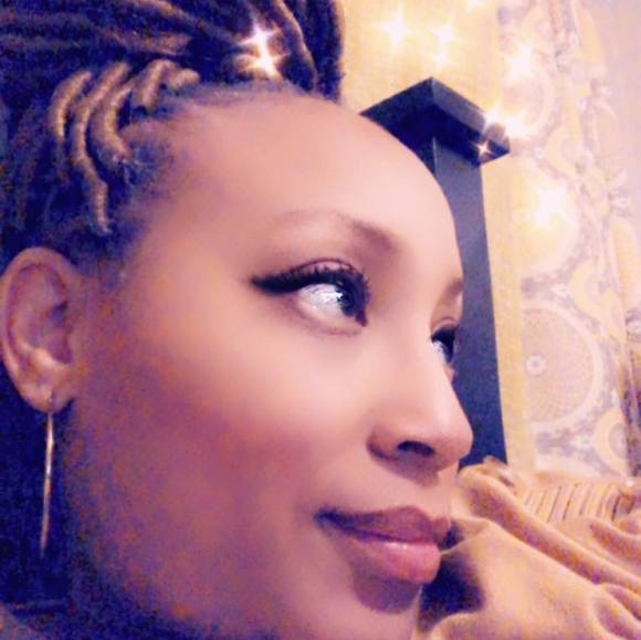 Meet your Posher, Crissy - Picture 1 of 1